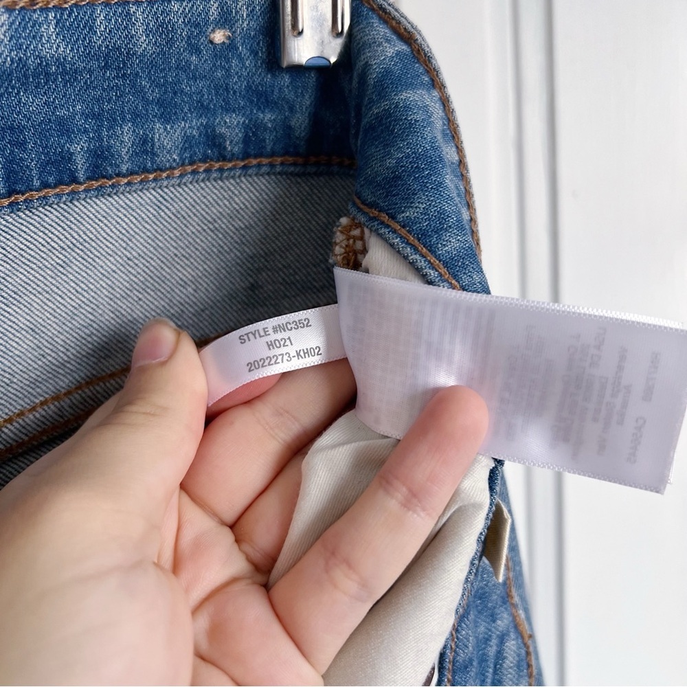 Madewell • The Curvy Perfect Vintage Jean in Denman Wash: Ripped Edition - Picture 8 of 12